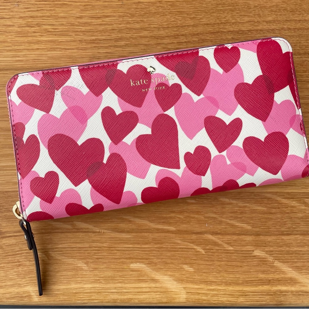 COPY - Kate Spade Hearts Wallet